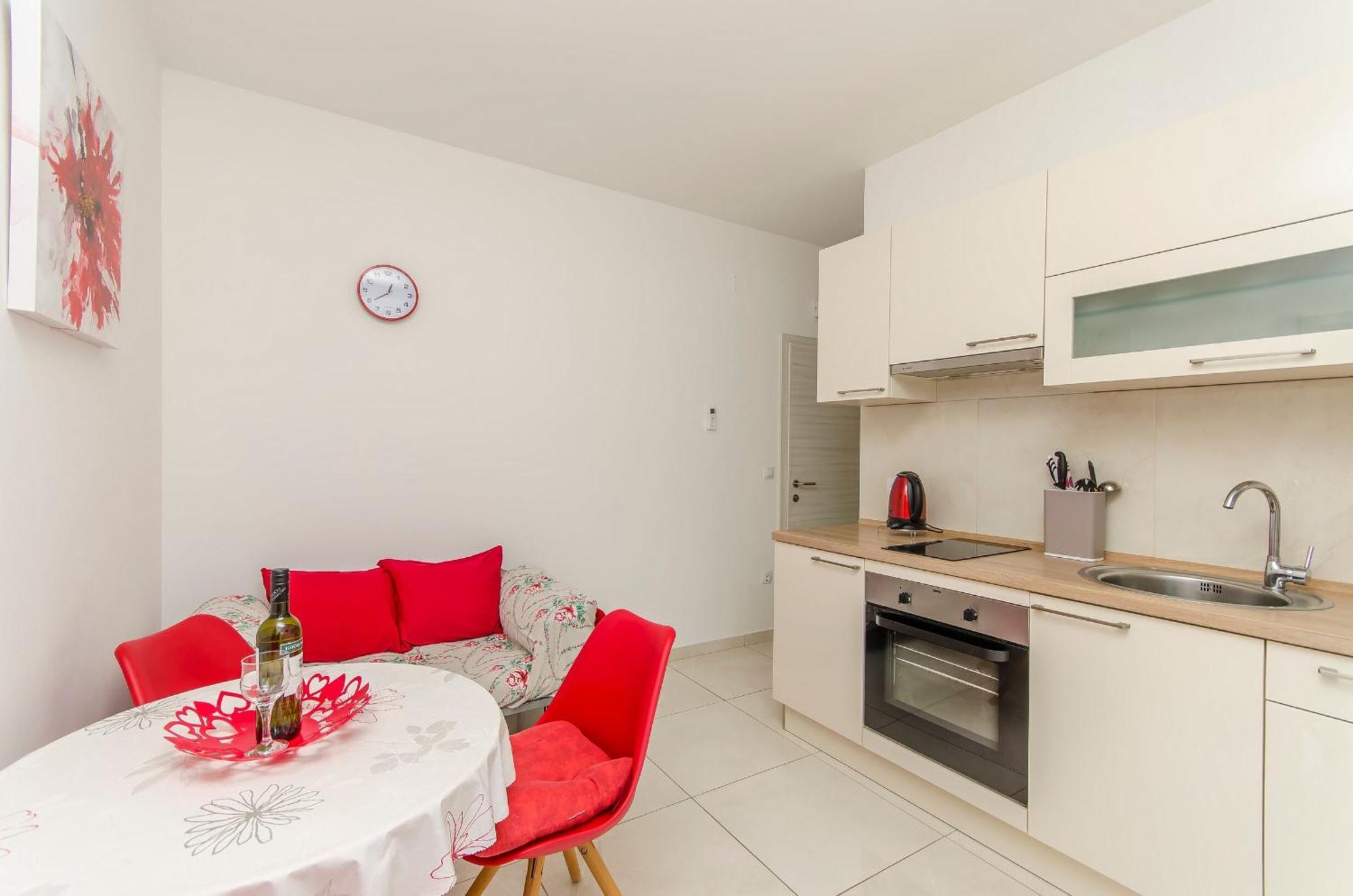 Apartment A-z